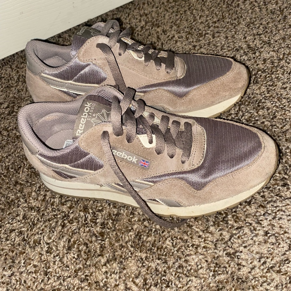Women’s Reebok shoes